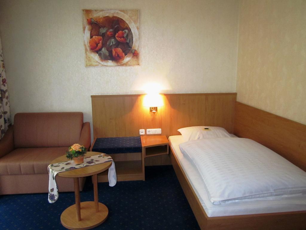 Hotel Rodachtal Mit Gaestehaus Katharina Schwarzenbach am Wald