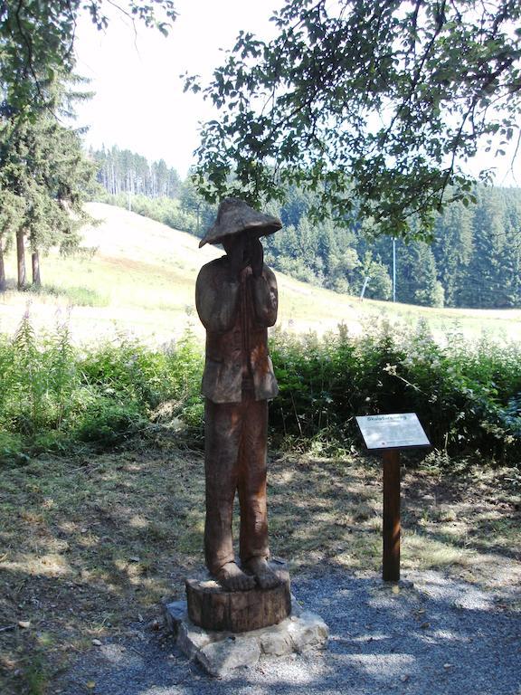 Hotel Rodachtal Mit Gaestehaus Katharina *