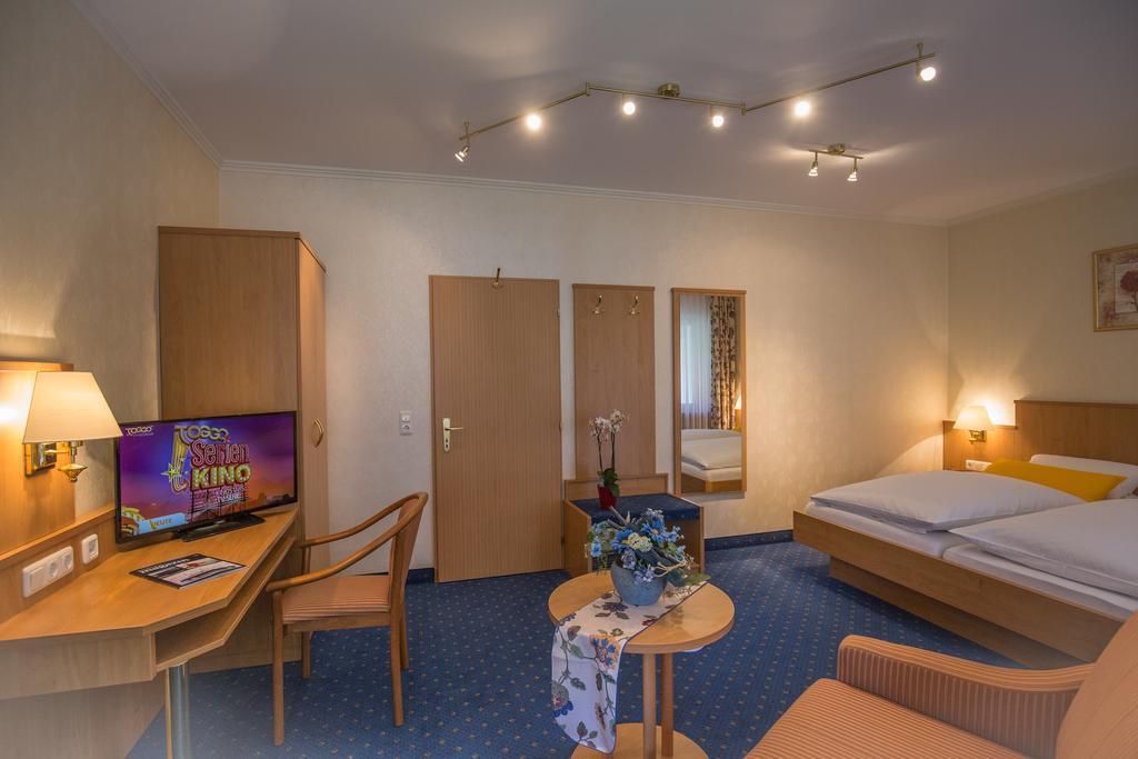 Hotel Rodachtal Mit Gaestehaus Katharina *